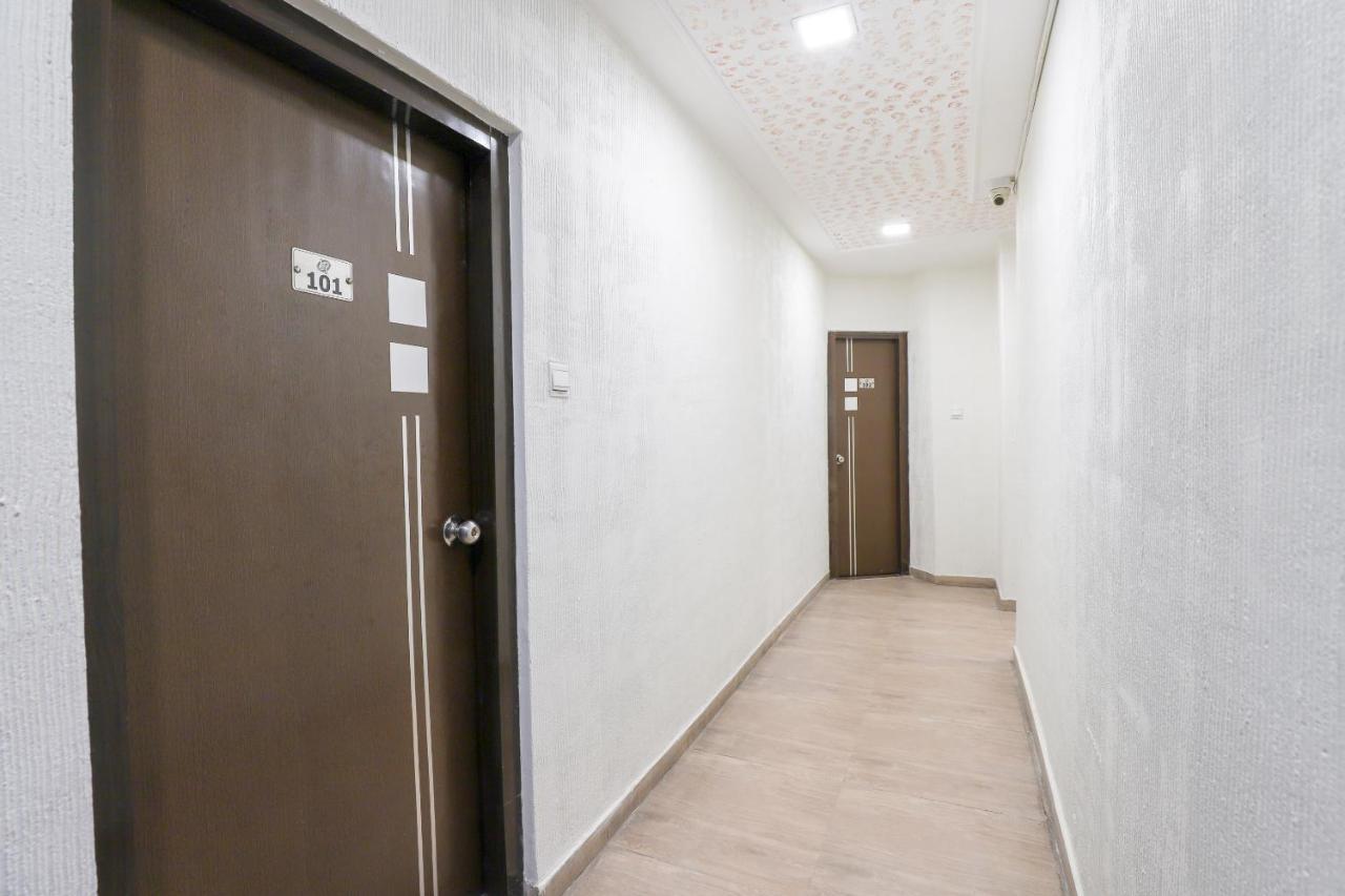 Hotel Jasmine Ahmadábád Kültér fotó