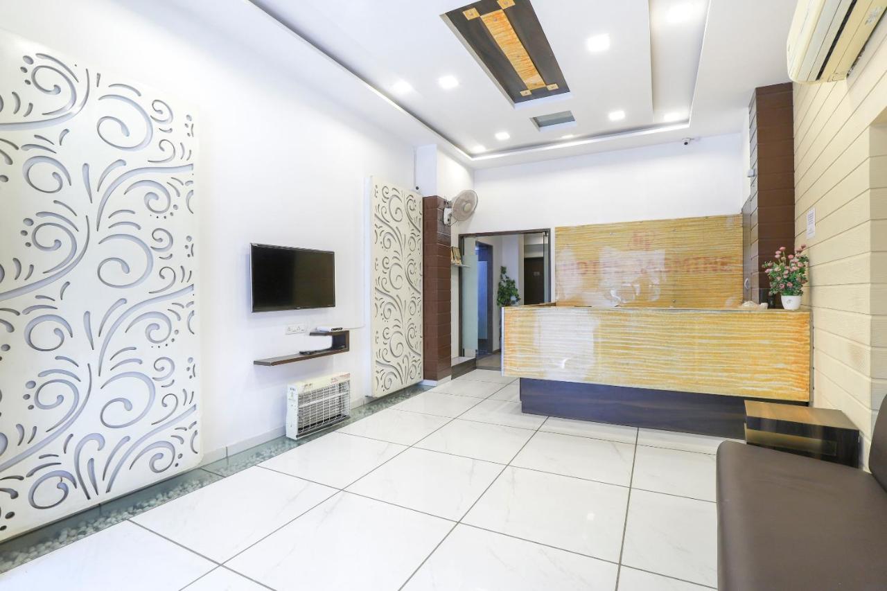 Hotel Jasmine Ahmadábád Kültér fotó