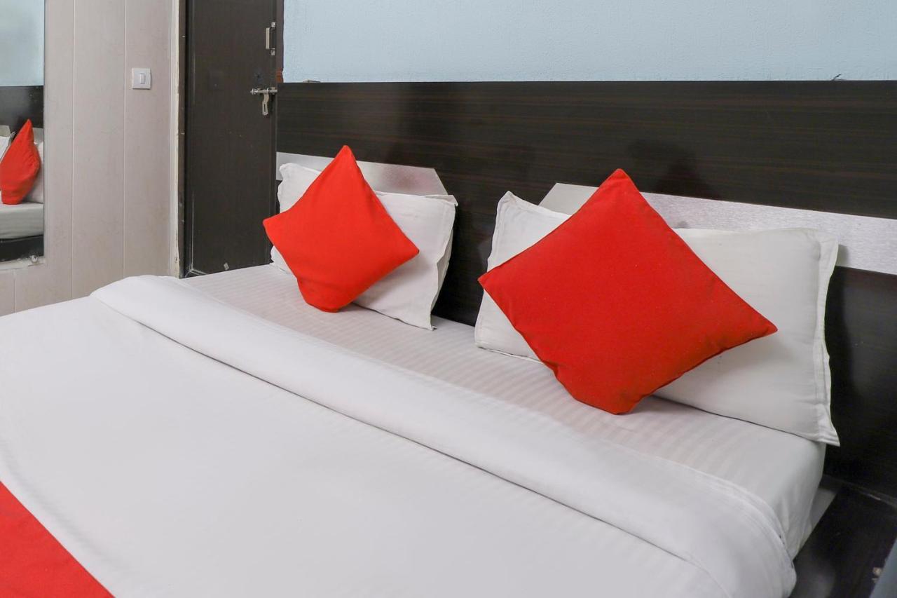 Hotel Jasmine Ahmadábád Kültér fotó