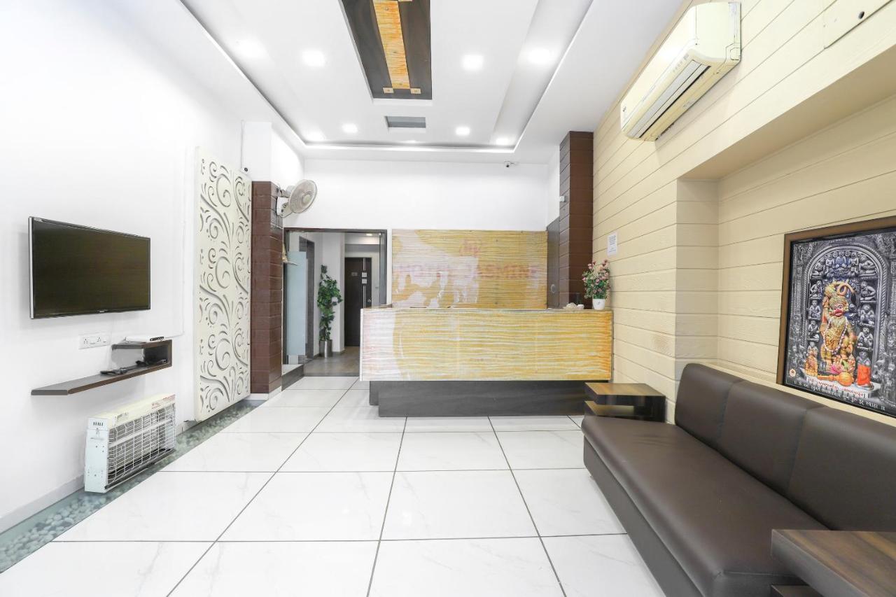 Hotel Jasmine Ahmadábád Kültér fotó